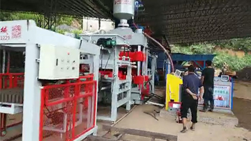 液壓磚機生產泥巴磚