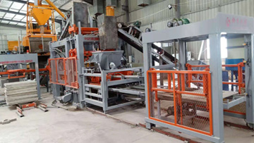 仿石PC透水磚生產(chǎn)現(xiàn)場(chǎng)