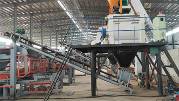 免托板磚機與普通水泥免燒磚機并行生產